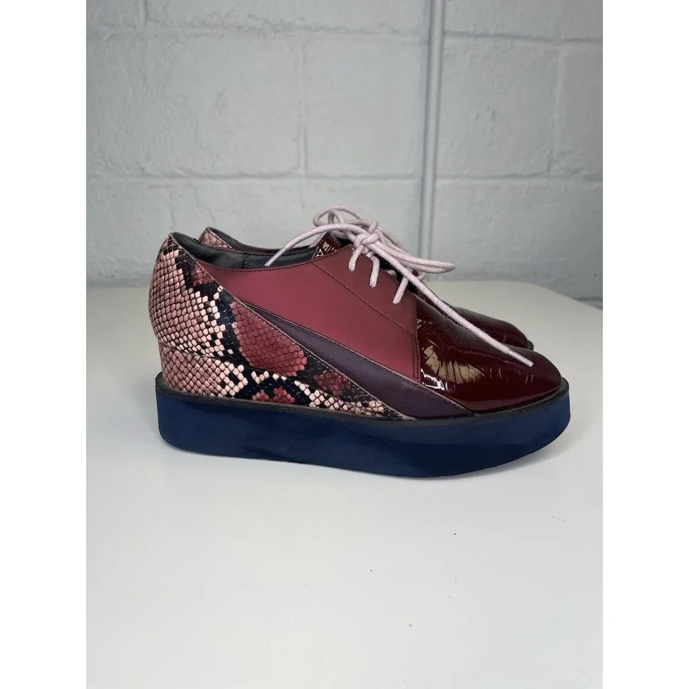 United Nude Spark Derby Burgundy Platform Oxford Womens 37 / US 6.5 Snake Print‎